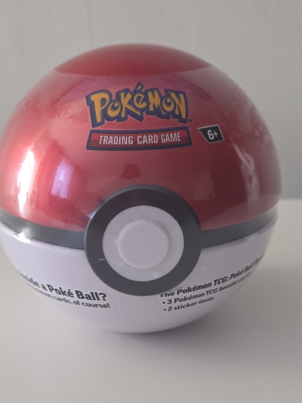 Pokémon TCG Poké Ball Tin - 3 Booster Packs English